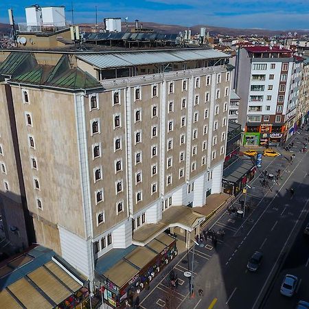 Sivas Bueyuek Hotel Bagian luar foto